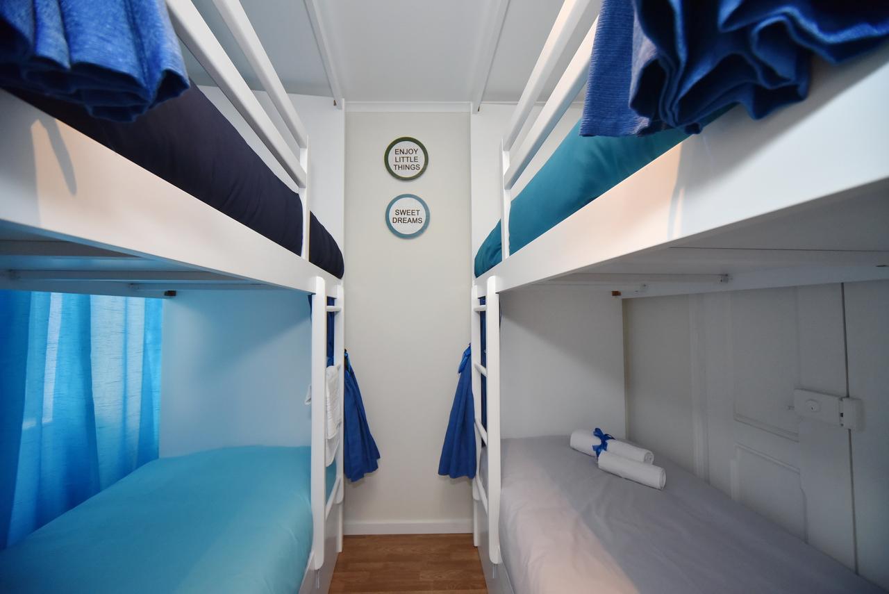 Train Lisbon Hostel Exterior photo